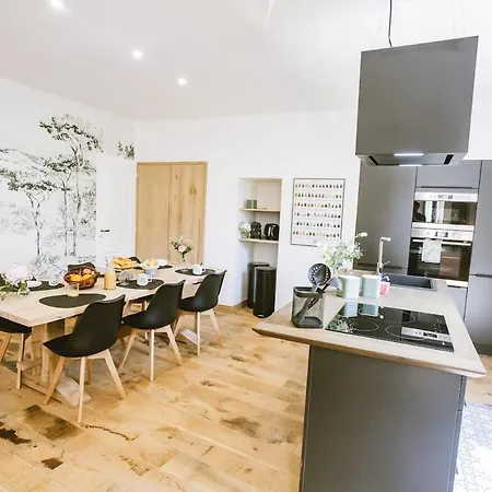 Prázdninový dům Maison De Charme Avec Spa, Au Coeur De *
