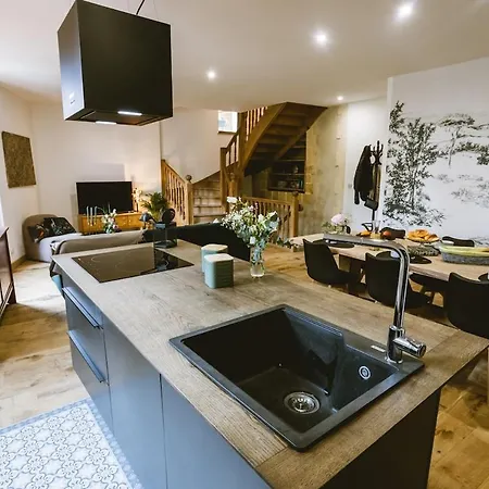 Maison De Charme Avec Spa, Au Coeur De *